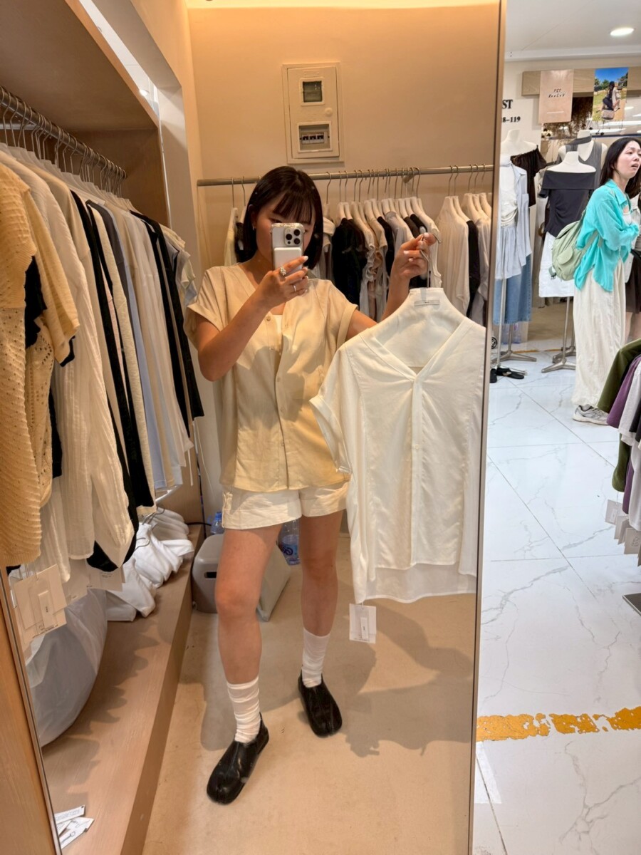 8376 天絲亞麻V領短袖襯